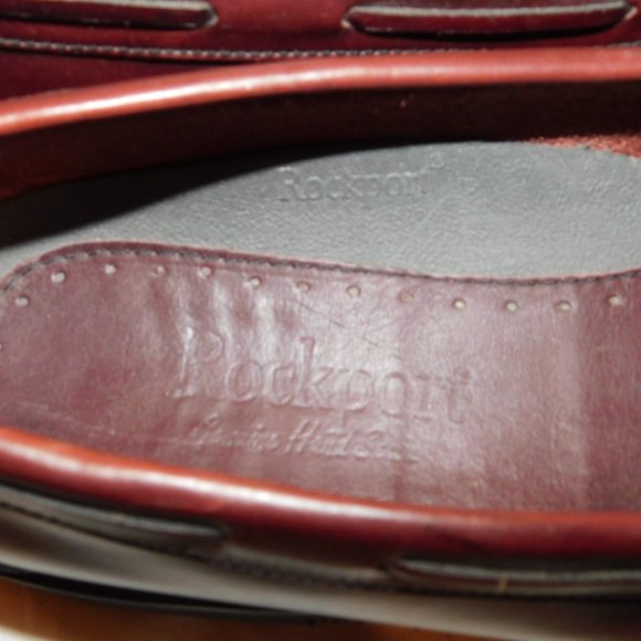 Rockport Genuine Hand Sewn Leather Loafers Size 9